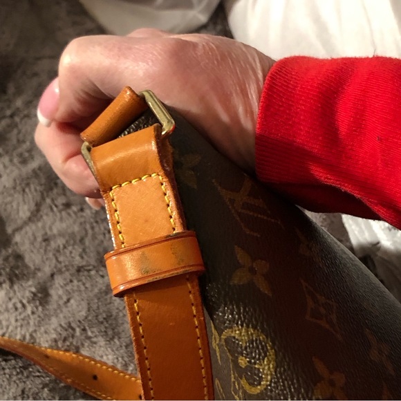 Louis Vuitton Monogram Musette Salsa GM - Picture 7 of 11
